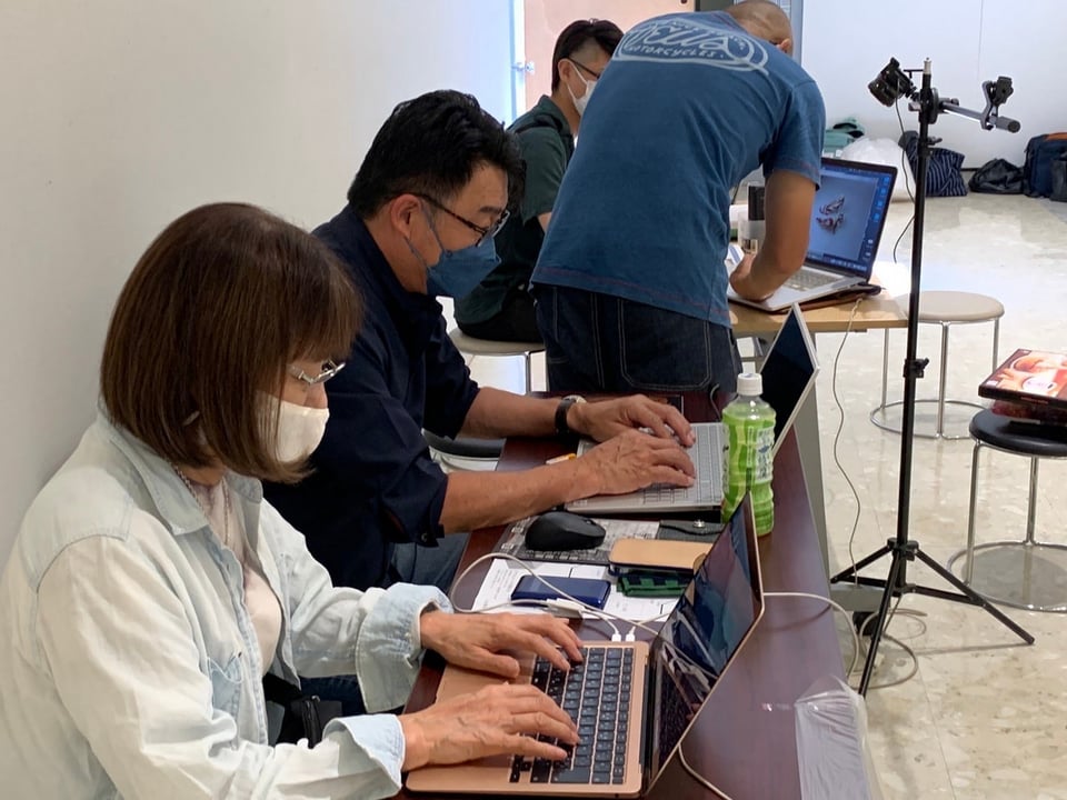 レザー　レザークラフト　レザーカービング　アート　ハンドメイド　革雑貨　革　革小物　ギャラリー　公募展　コンテスト