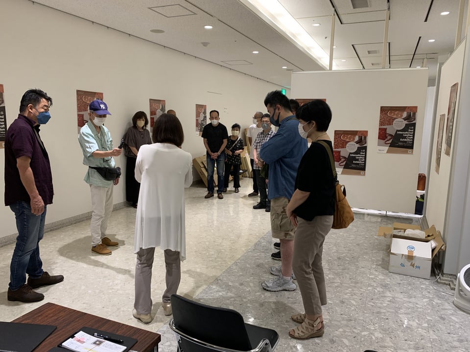 レザー　レザークラフト　レザーカービング　アート　ハンドメイド　革雑貨　革　革小物　ギャラリー　公募展　コンテスト