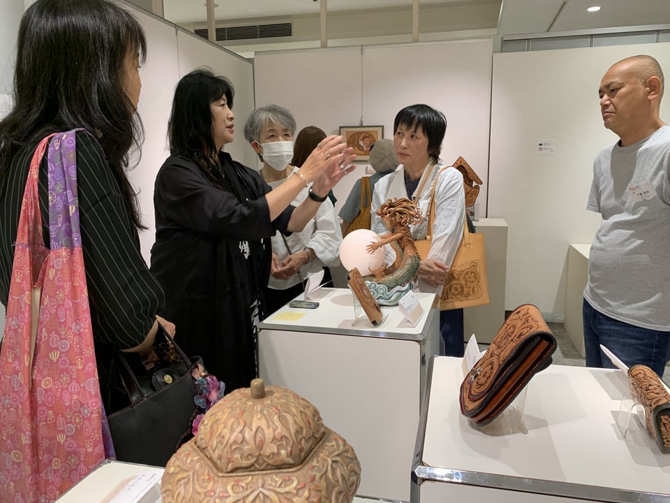 レザー レザークラフト レザーカービング アート ハンドメイド 革雑貨 革 革小物 ギャラリー 公募展 コンテスト