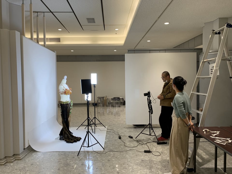 ILCE撮影風景−2 レザークラフト 公募展