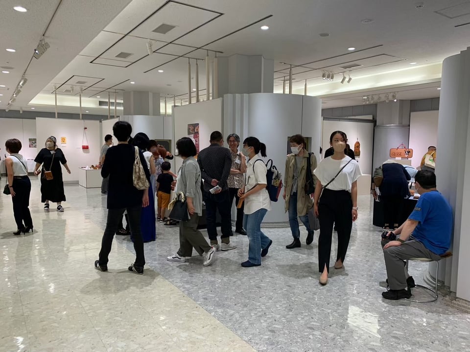 ILCE会場風景　レザークラフト　公募展