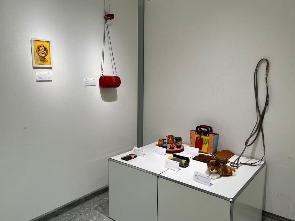 ILCE会場風景　レザークラフト　公募展